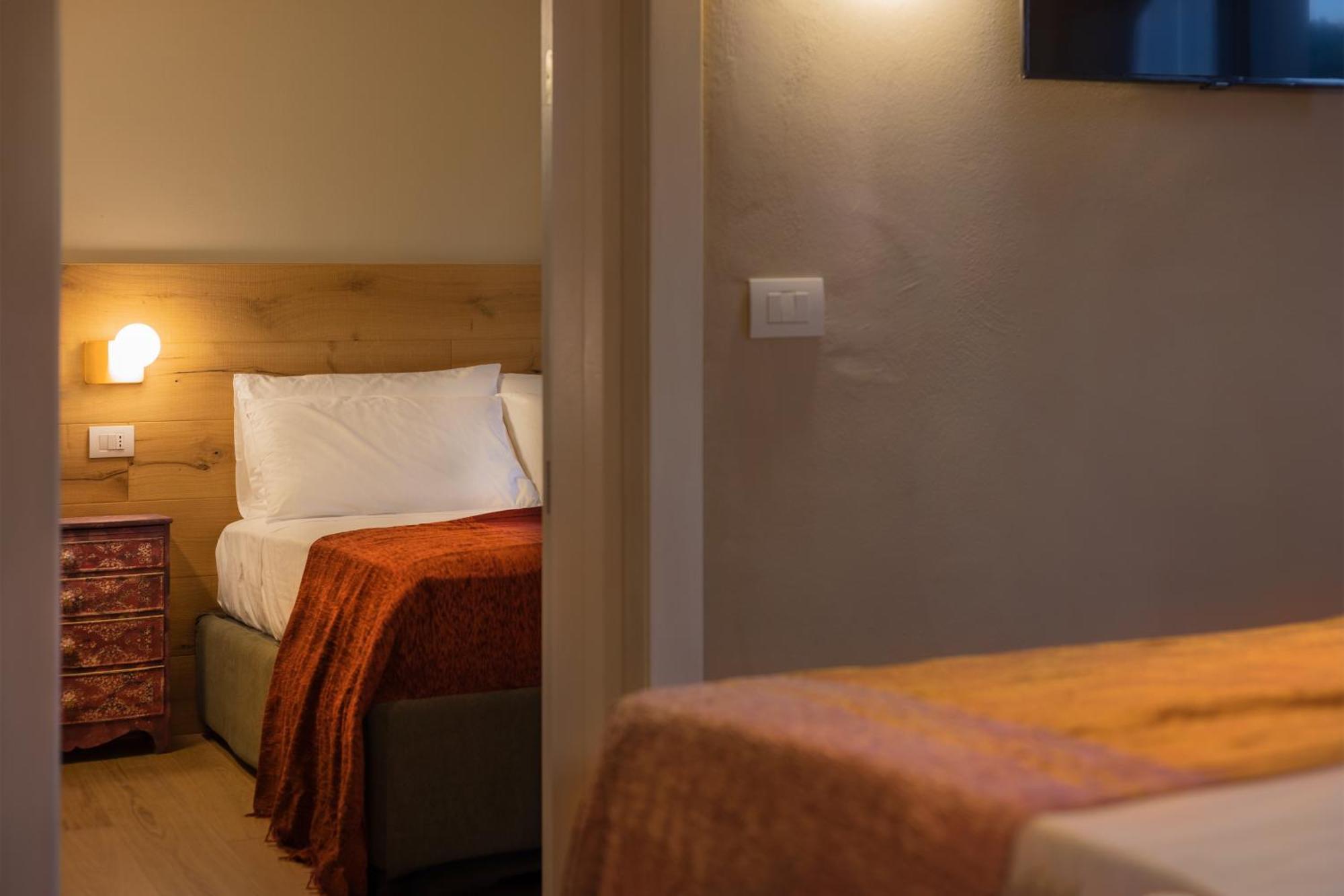 Luce Boutique Hotel Fortunago エクステリア 写真