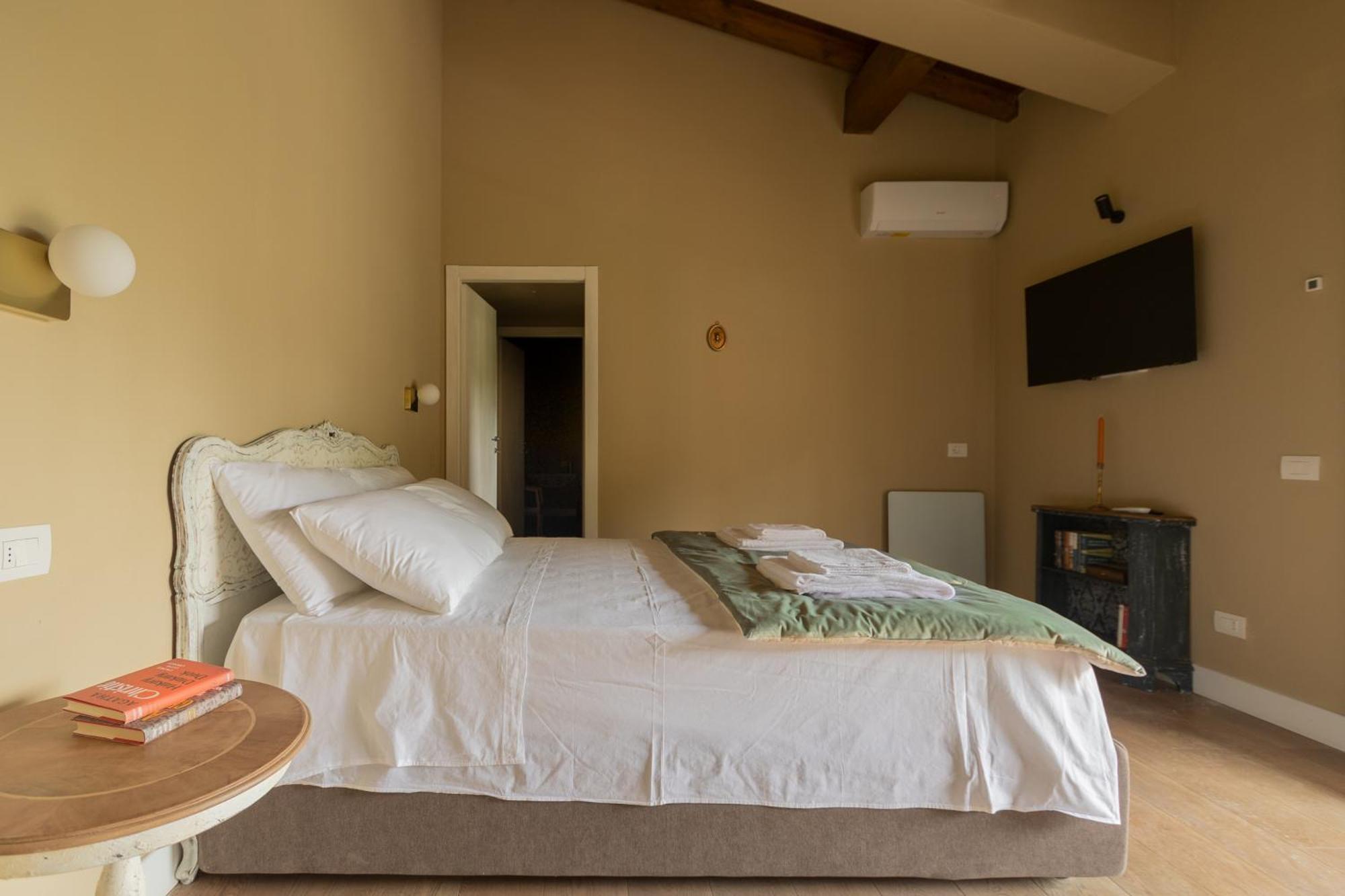 Luce Boutique Hotel Fortunago エクステリア 写真