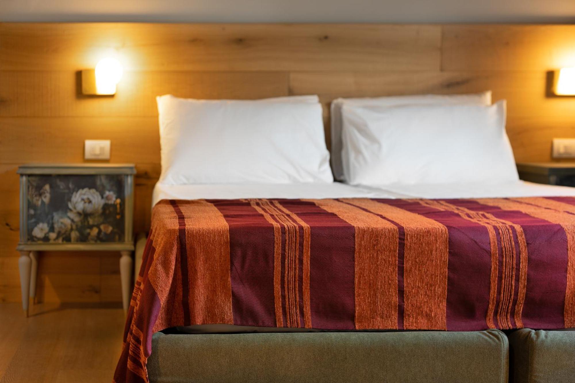 Luce Boutique Hotel Fortunago エクステリア 写真