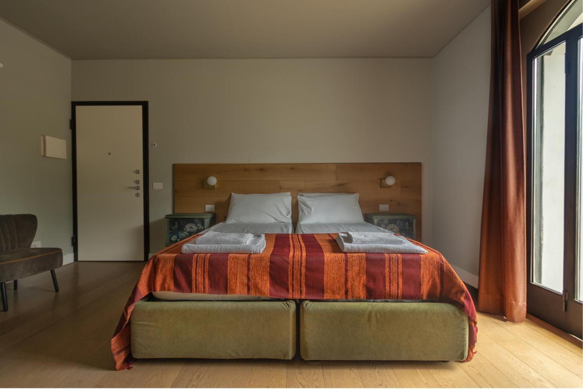 Luce Boutique Hotel Fortunago エクステリア 写真