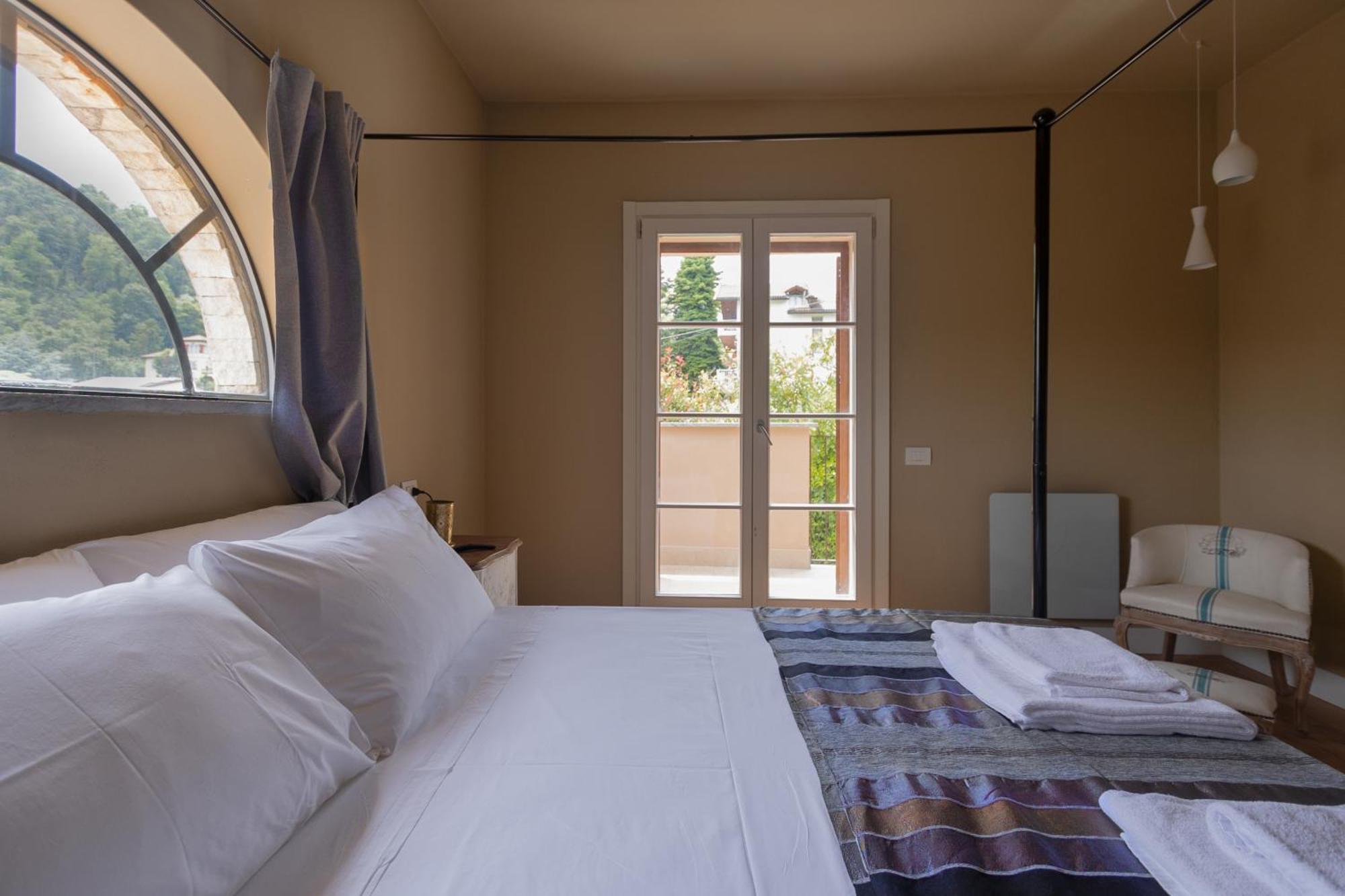 Luce Boutique Hotel Fortunago エクステリア 写真